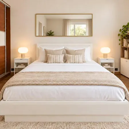 130sqm Beautiful Old Town Classy Bright *