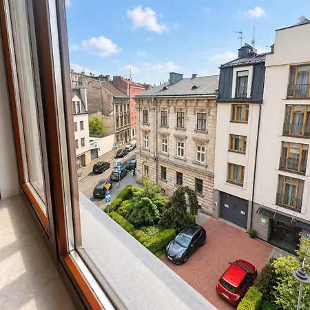 130sqm Beautiful Old Town Classy Bright Apartament *